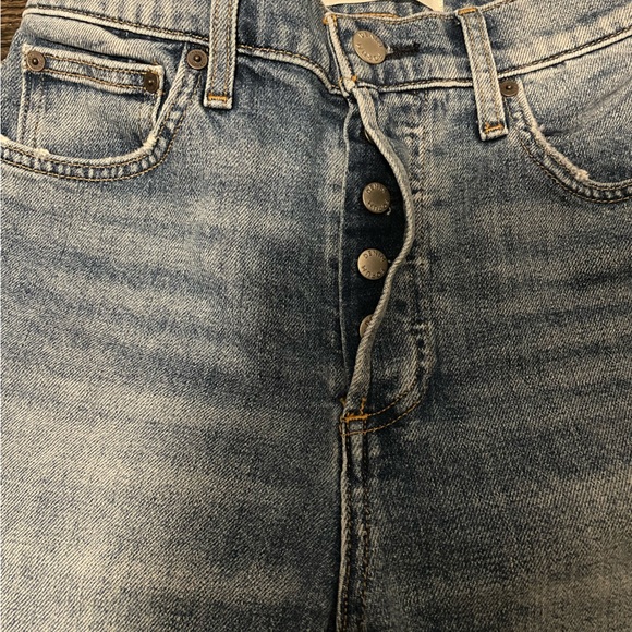 Denim short - Picture 2 of 5